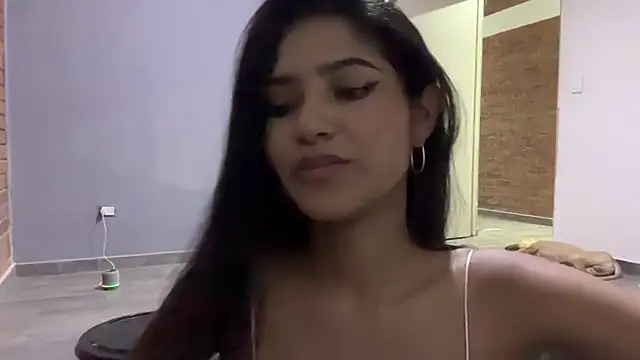 chiarabrielle00 online show from 10, 7, 2026