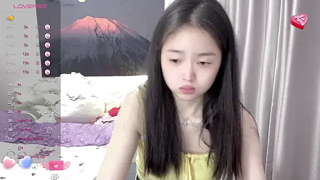 Snapshot of Mia-6688 chatting on 10, 3, 2025 Mia-6688 online show from 10, 3, 2025