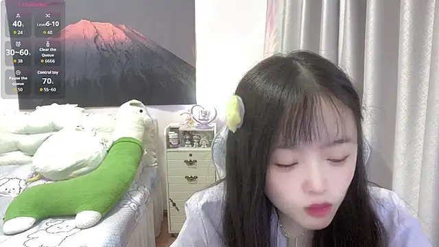 Snapshot of Mia-6688 chatting on 9, 9, 2025 Mia-6688 online show from 9, 9, 2025