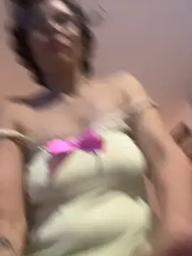 MireyaTorresGu online show from 7, 11, 2025