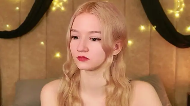 NaomiLoys online show from 17, 2, 2026