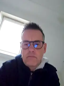 Hectorthyssen1 online show from 5, 1, 2025