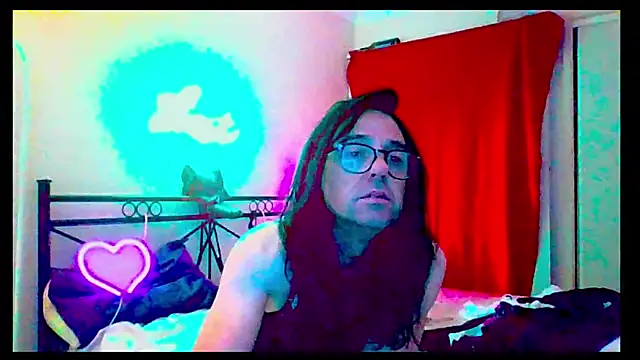 ingrid1982 online show from 5, 4, 2026