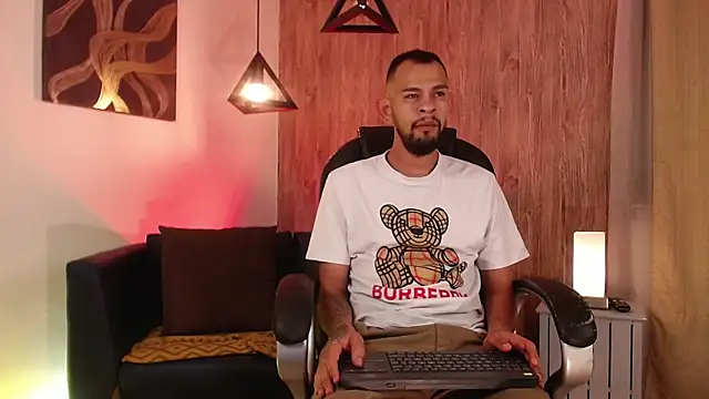 Bedobigcock online show from 16, 1, 2025