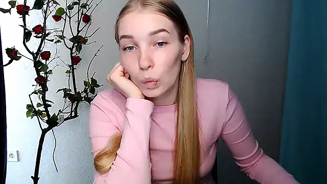 Queen ofLove online show from 2, 4, 2026