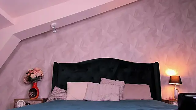 BaileyHays online show from 7, 12, 2024