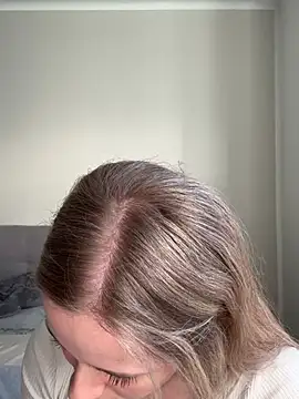 lunawolf21 online show from 5, 3, 2025