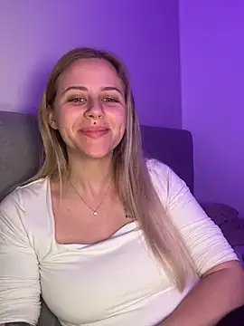 lunawolf21 online show from 12, 1, 2026