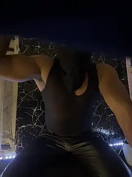 mikemacluffy online show from 30, 1, 2025