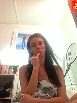 NaughtyBunnyX online show from 8, 9, 2025