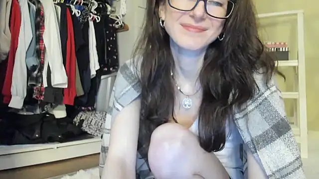 Snapshot of Baby_Jewel chatting on 10, 12, 2024 Baby Jewel online show from 10, 12, 2024