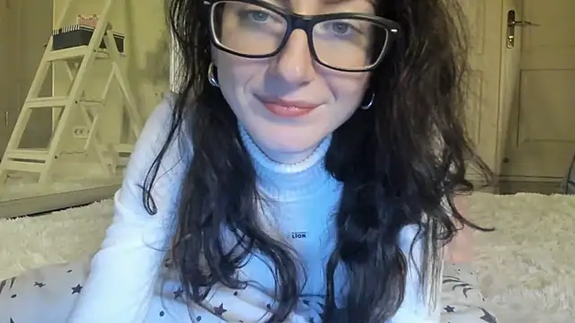 Snapshot of Baby_Jewel chatting on 5, 2, 2025 Baby Jewel online show from 5, 2, 2025
