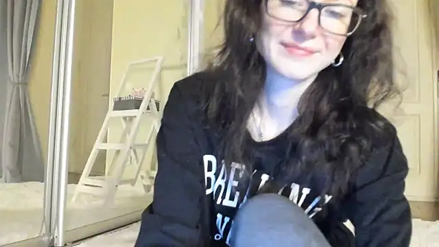 Snapshot of Baby_Jewel chatting on 6, 2, 2025 Baby Jewel online show from 6, 2, 2025