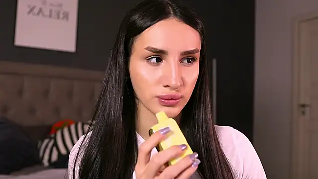 Kim Oberlin  online show from 26, 10, 2025