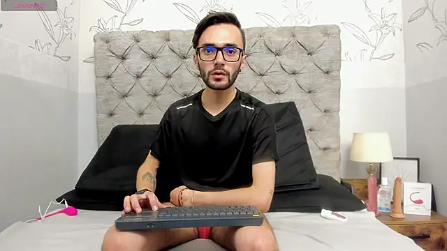 Snapshot of jakemagnus chatting on 18, 1, 2025 jakemagnus online show from 18, 1, 2025