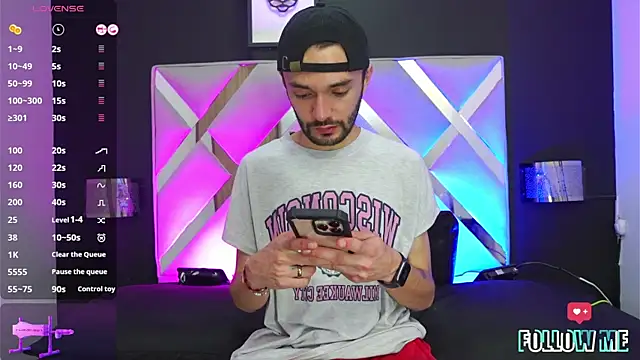 Snapshot of jakemagnus chatting on 5, 2, 2025 jakemagnus online show from 5, 2, 2025