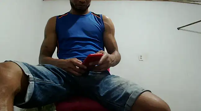 Snapshot of fernandez_latinblackk chatting on 4, 12, 2024 fernandez latinblackk online show from 4, 12, 2024