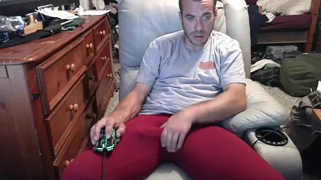 ScubaStevex online show from 2, 10, 2025