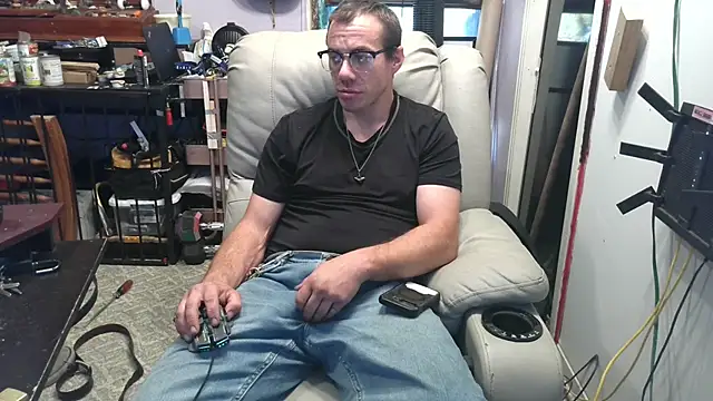 ScubaStevex online show from 4, 11, 2025