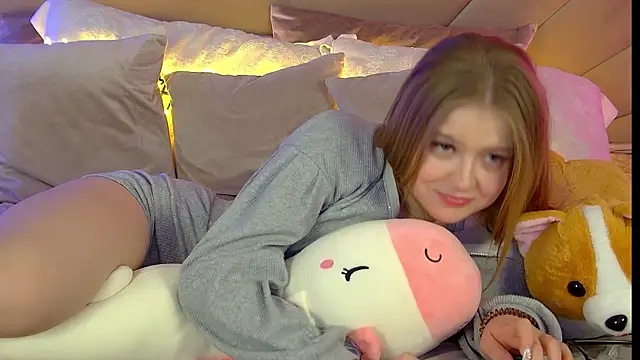 SelinSwarovski online show from 16, 3, 2025