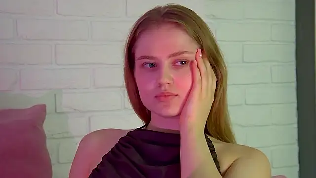 SelinSwarovski online show from 12, 11, 2025