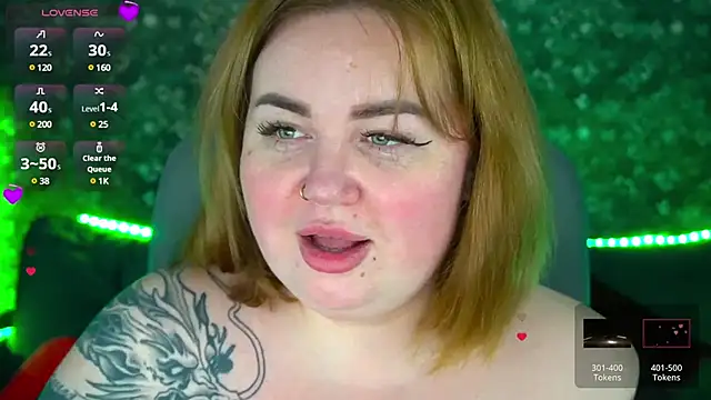 ZaraReignn online show from 21, 12, 2024