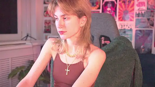 LuxRayi online show from 16, 1, 2025