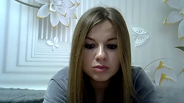 Snapshot of TinaFun4u chatting on 13, 12, 2024 TinaFun4u online show from 13, 12, 2024
