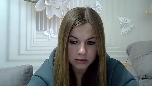 Snapshot of TinaFun4u chatting on 9, 2, 2025 TinaFun4u online show from 9, 2, 2025