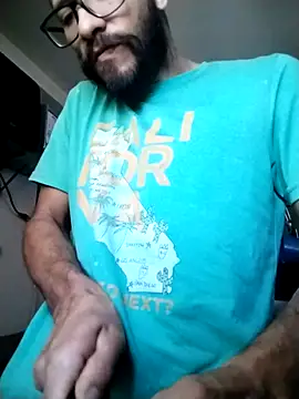 Snapshot of hairyserious chatting on 10, 12, 2024 hairyserious online show from 10, 12, 2024