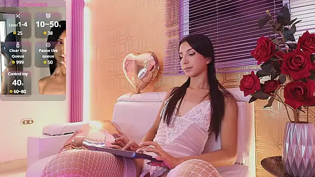 Bella19  online show from 17, 2, 2025