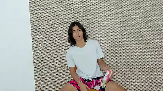 mckensy sexxx18 online show from 7, 12, 2024