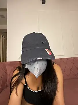 Emmy kapoor online show from 29, 1, 2025