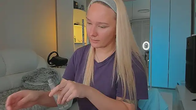 Snapshot of 1AlexaGoddess3 chatting on 20, 1, 2025 1AlexaGoddess3 online show from 20, 1, 2025