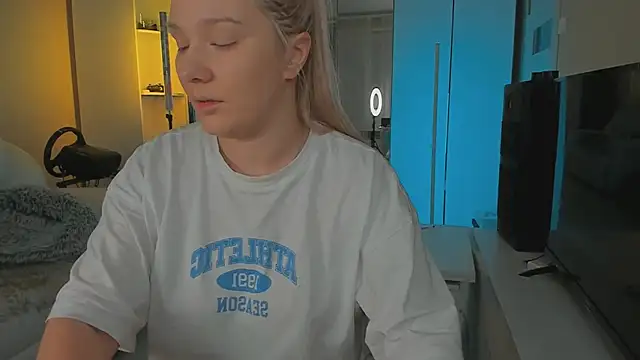 Snapshot of 1AlexaGoddess3 chatting on 28, 1, 2025 1AlexaGoddess3 online show from 28, 1, 2025