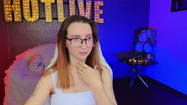 AliceBYKiss online show from 13, 12, 2024