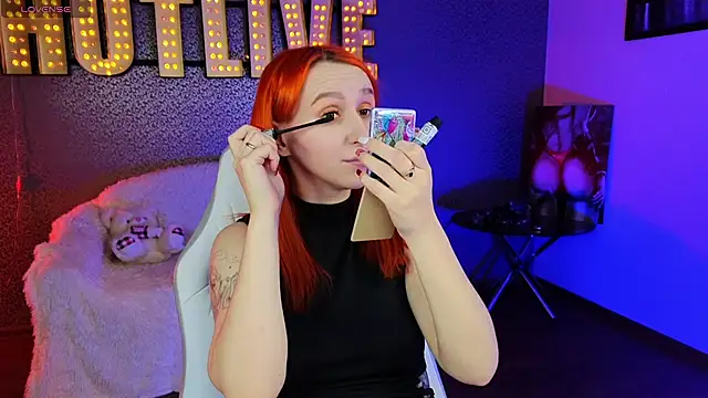 AliceBYKiss online show from 22, 1, 2025