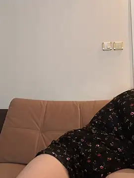 Dreamy Kitty online show from 23, 1, 2025