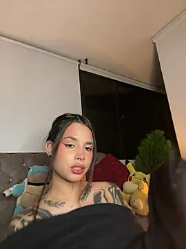 alessia iris19 online show from 9, 2, 2025