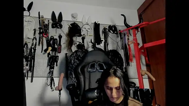 Evil sammy online show from 4, 6, 2026
