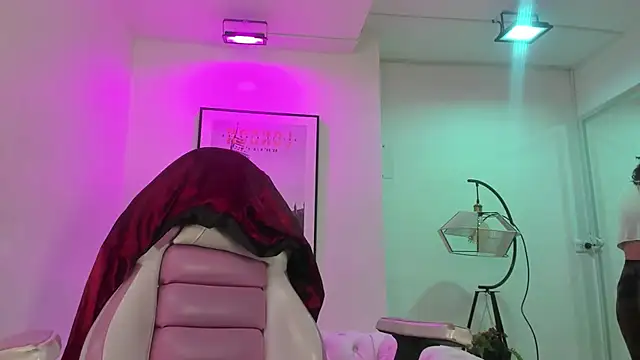 Theia moon online show from 18, 3, 2025