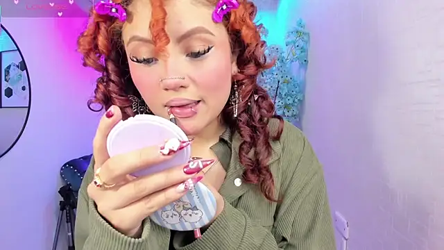 Snapshot of Theia_moon chatting on 16, 2, 2026 Theia moon online show from 16, 2, 2026