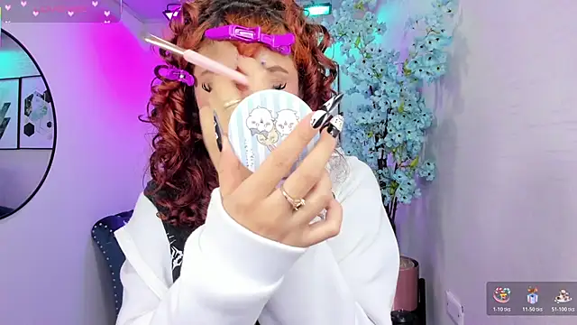 Snapshot of Theia_moon chatting on 26, 2, 2026 Theia moon online show from 26, 2, 2026