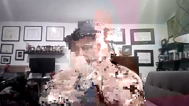 Snapshot of LARawAlways2 chatting on 6, 10, 2025 LARawAlways2 online show from 6, 10, 2025