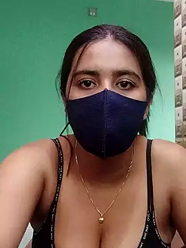 Snapshot of lovely-tanu chatting on 4, 12, 2024 lovely-tanu online show from 4, 12, 2024
