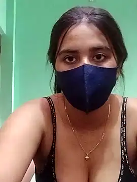 Snapshot of lovely-tanu chatting on 4, 12, 2024 lovely-tanu online show from 4, 12, 2024