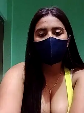 Snapshot of lovely-tanu chatting on 8, 12, 2024 lovely-tanu online show from 8, 12, 2024