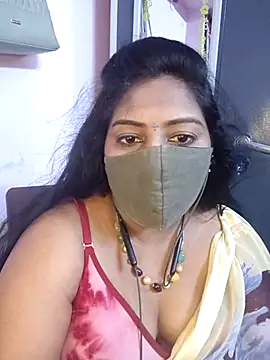 Snapshot of RomeoJuliet345 chatting on 7, 5, 2026 RomeoJuliet345 online show from 7, 5, 2026