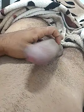 Snapshot of Leleko1997 chatting on 20, 10, 2025 Leleko1997 online show from 20, 10, 2025