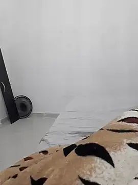 Snapshot of Leleko1997 chatting on 24, 11, 2025 Leleko1997 online show from 24, 11, 2025